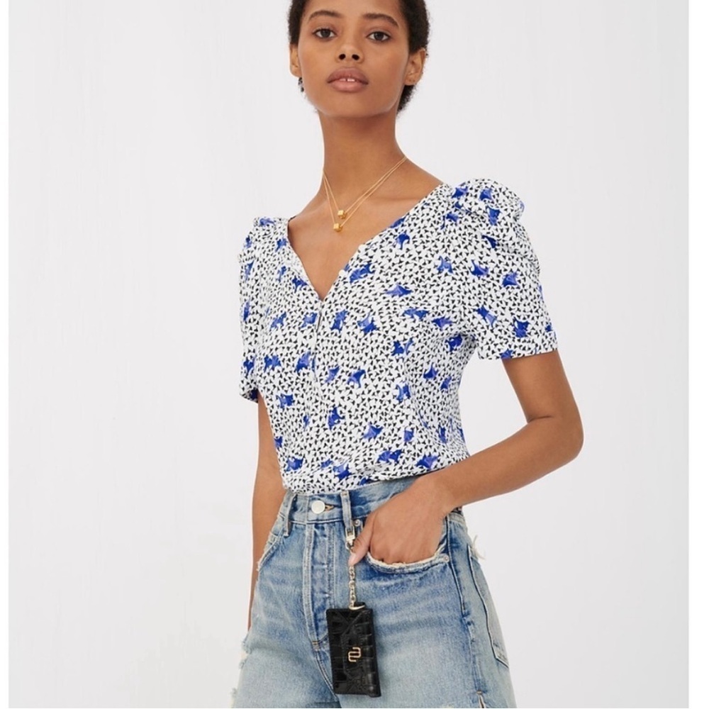 MAJE Lensam Printed Henley V-neck Short Puff Shoulder Blouse Size Small
